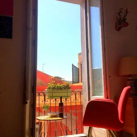 Light And Airy With Bathroom + Breakfast בית אירוח *